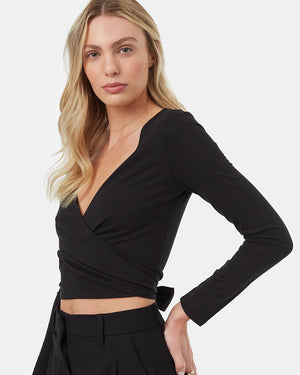 Black-Sustainable-Longsleeve-Wrap